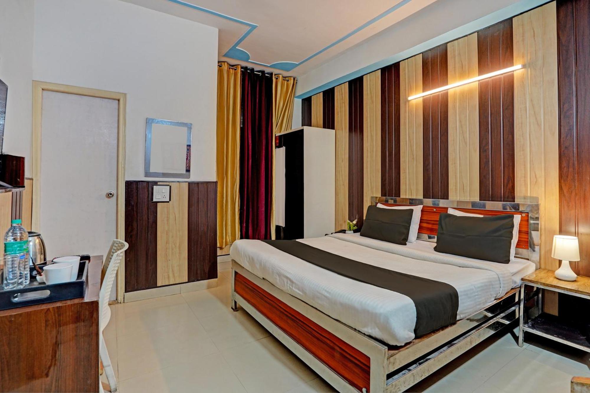 Hotel O Greno House Near Pvr Ansal Plaza Greater Noida Esterno foto