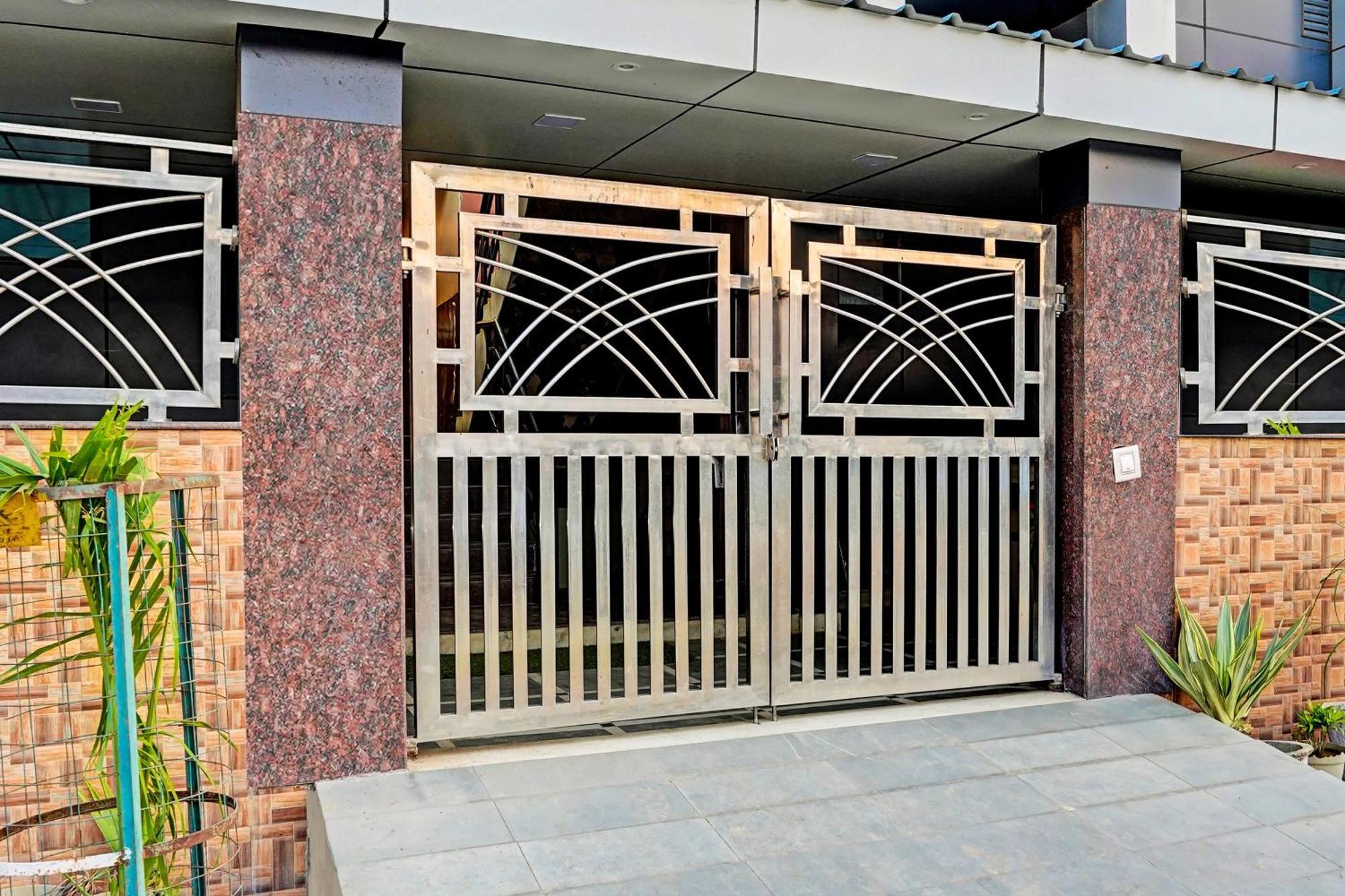 Hotel O Greno House Near Pvr Ansal Plaza Greater Noida Esterno foto