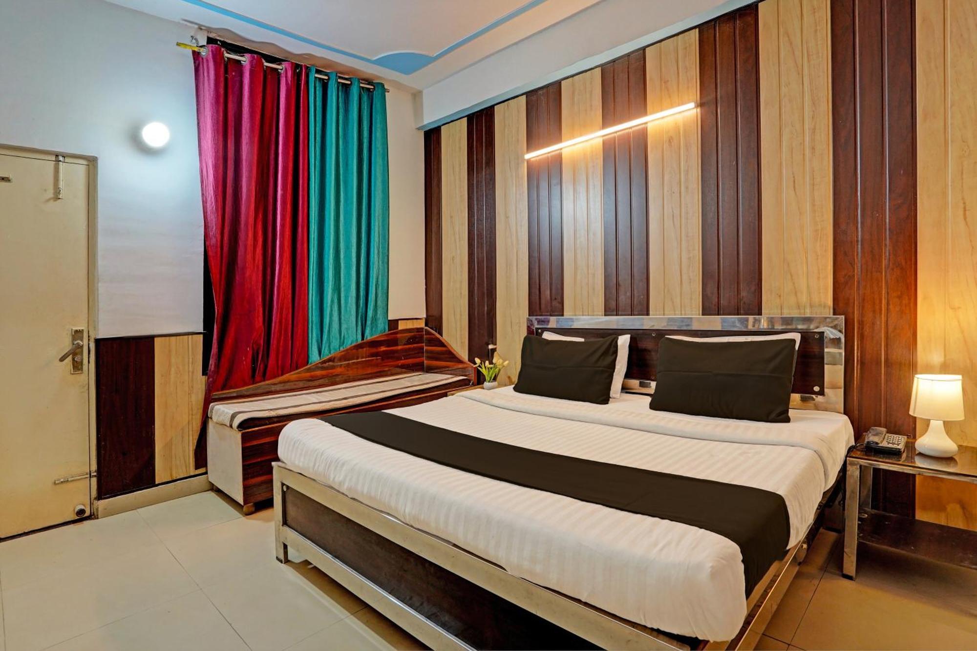 Hotel O Greno House Near Pvr Ansal Plaza Greater Noida Esterno foto