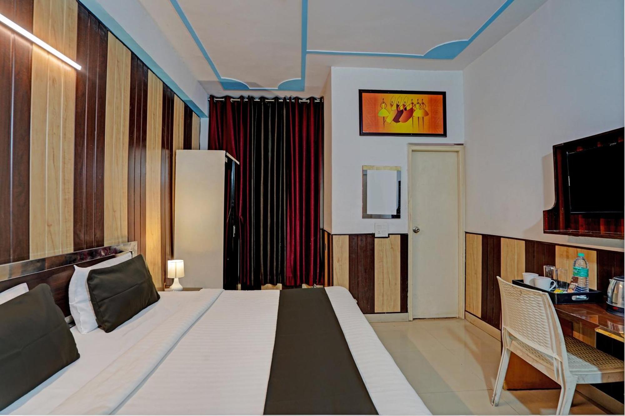 Hotel O Greno House Near Pvr Ansal Plaza Greater Noida Esterno foto