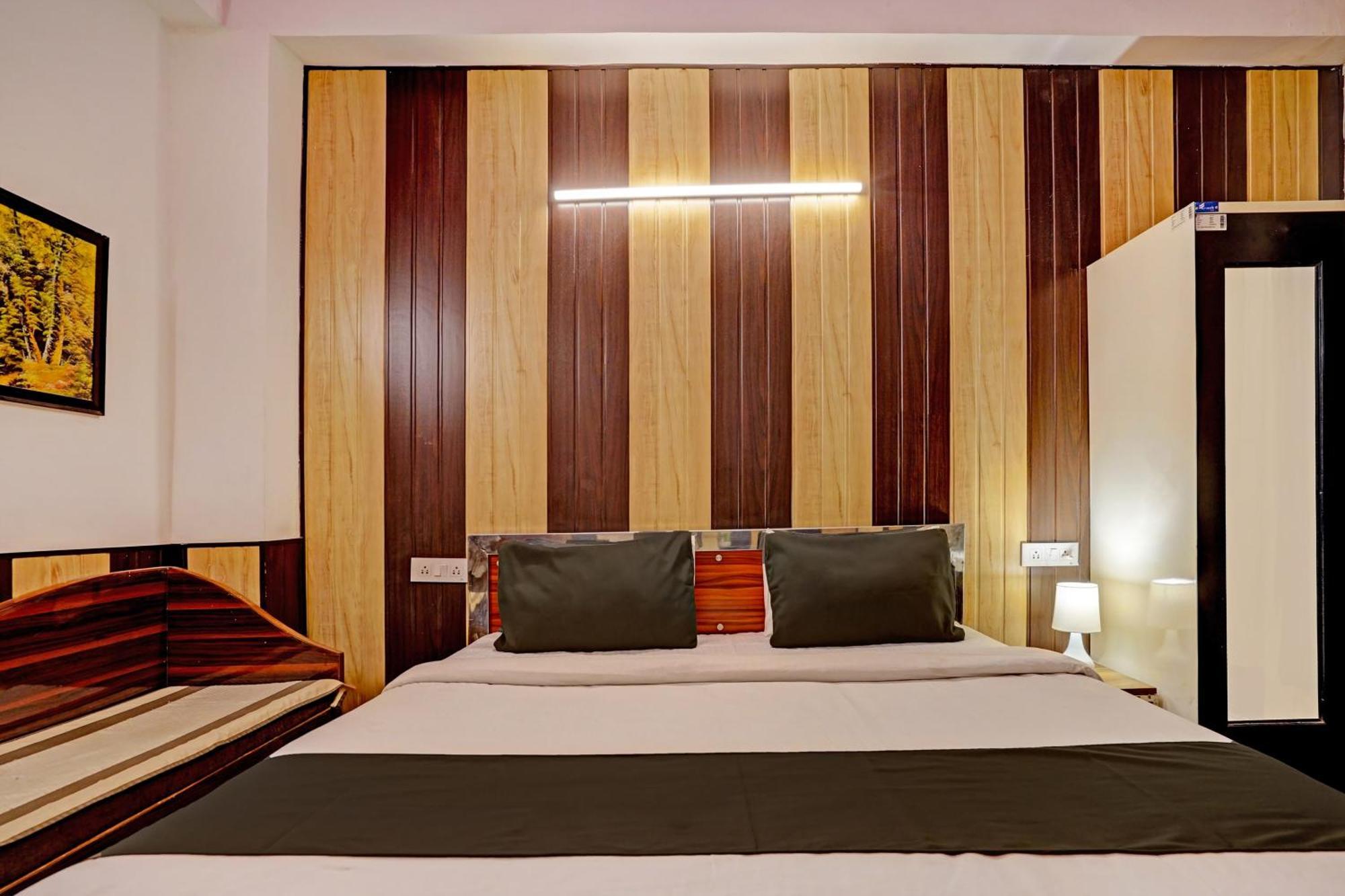 Hotel O Greno House Near Pvr Ansal Plaza Greater Noida Esterno foto